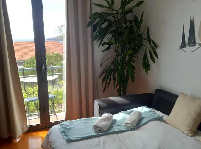 Amazing Sea Light Apartment, Close To The Beach. * Santa Cruz (Madeira)
