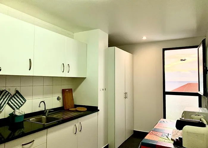 Amazing Sea Light Apartment, Close To The Beach. * Санта-Крус
