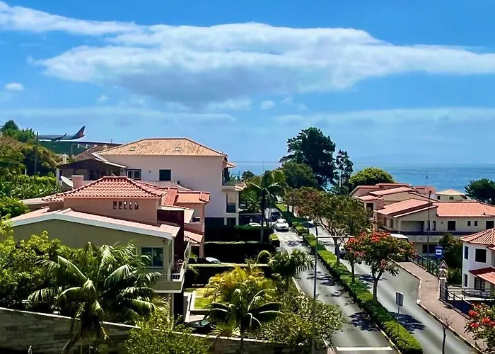 Amazing Sea Light Apartment, Close To The Beach. * Santa Cruz (Madeira)