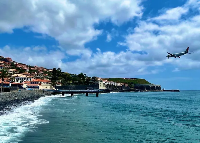 Amazing Sea Light Apartment, Close To The Beach. Appartamento Santa Cruz (Madeira)