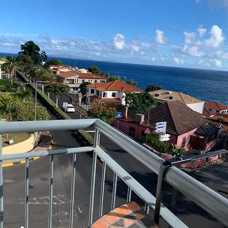 Amazing Sea Light Apartment, Close To The Beach. Апартаменты *